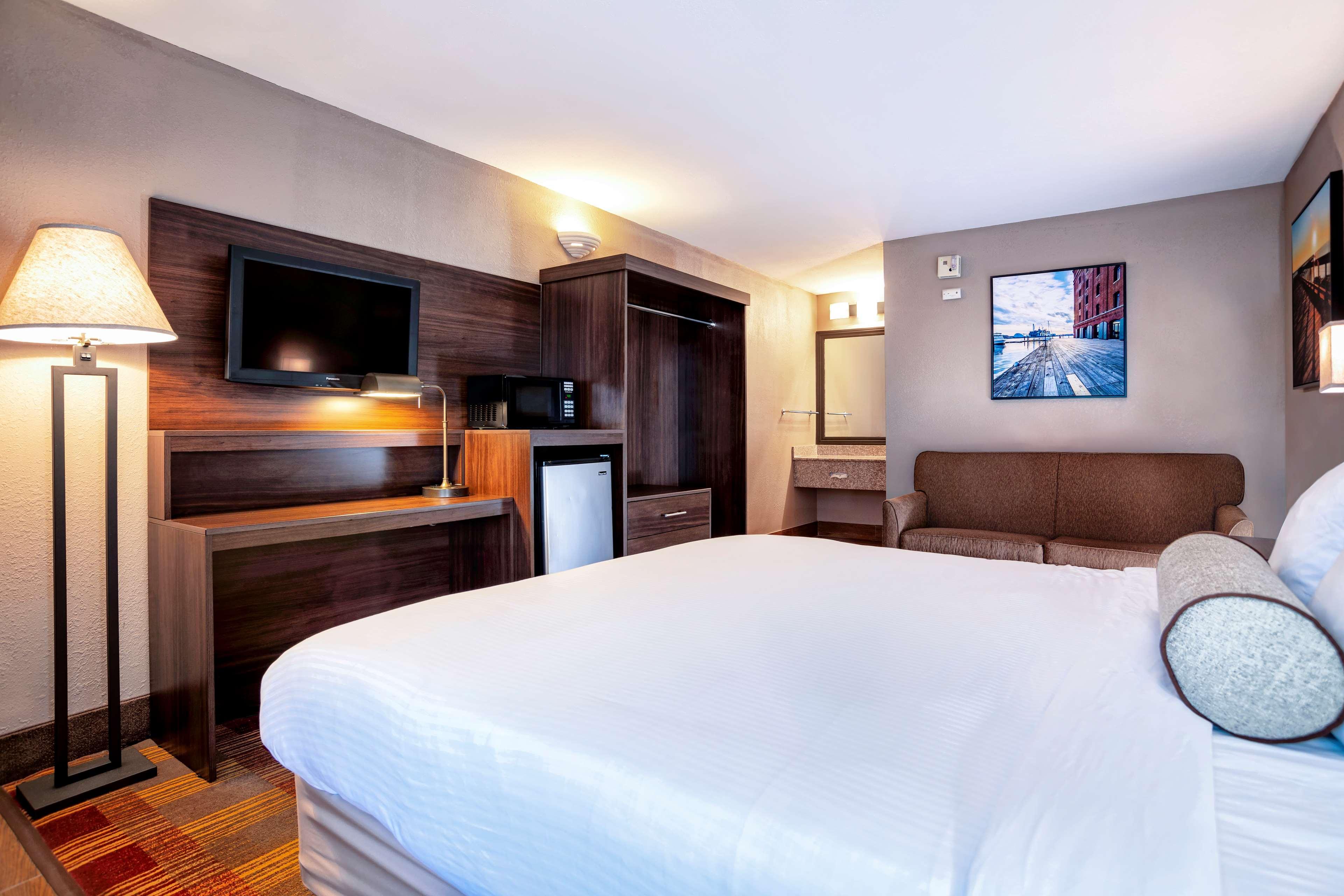 Best Western Salisbury Plaza מראה חיצוני תמונה
