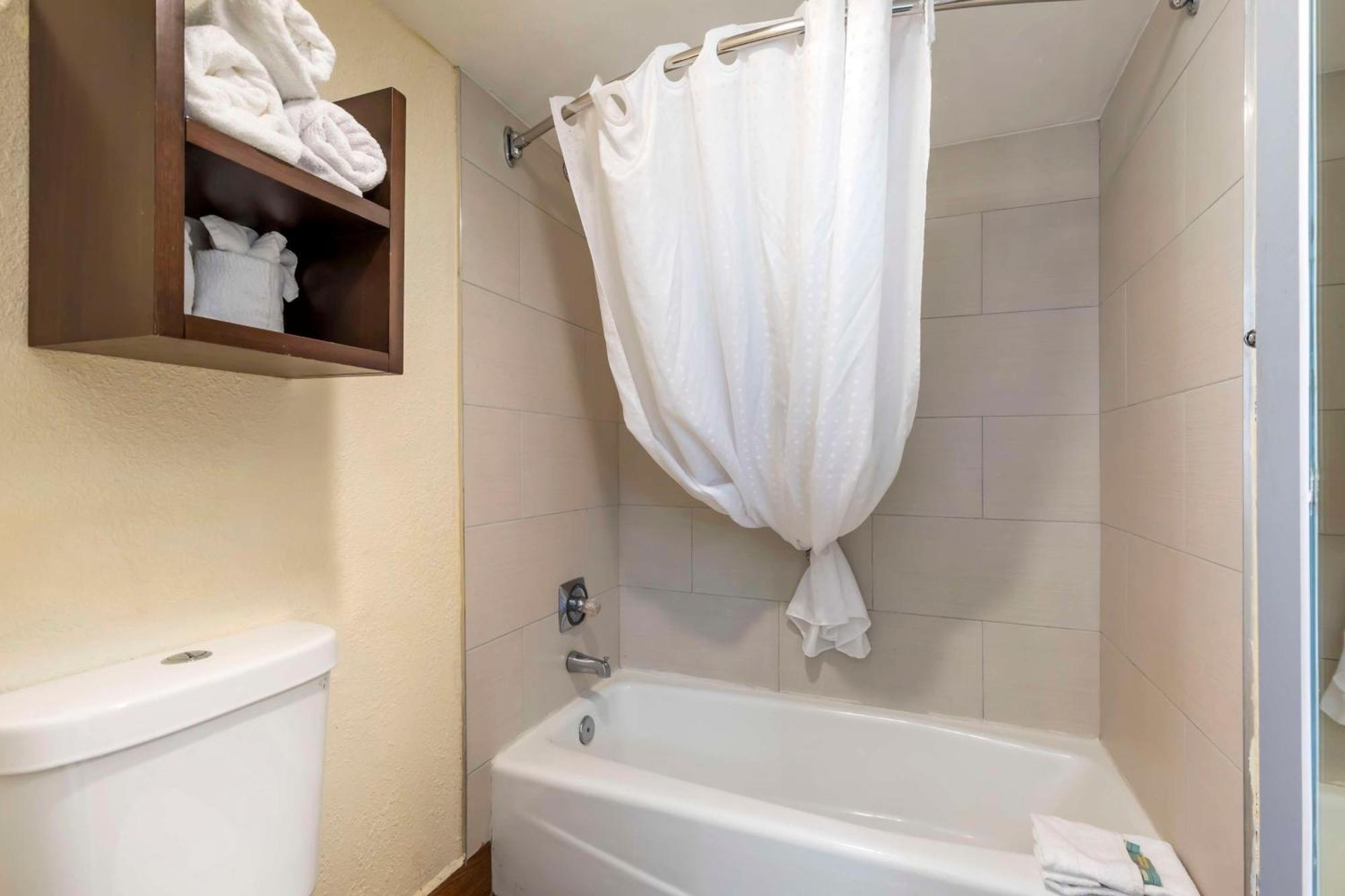 Best Western Salisbury Plaza מראה חיצוני תמונה