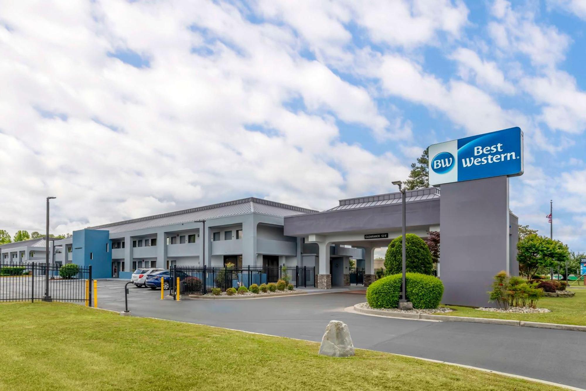 Best Western Salisbury Plaza מראה חיצוני תמונה